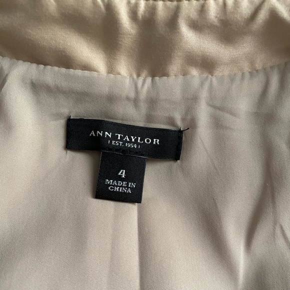 Ann Taylor Women’s Beige Khaki Sheath Sleeveless Collared Fitted Dress Size 4 - Picture 10 of 11